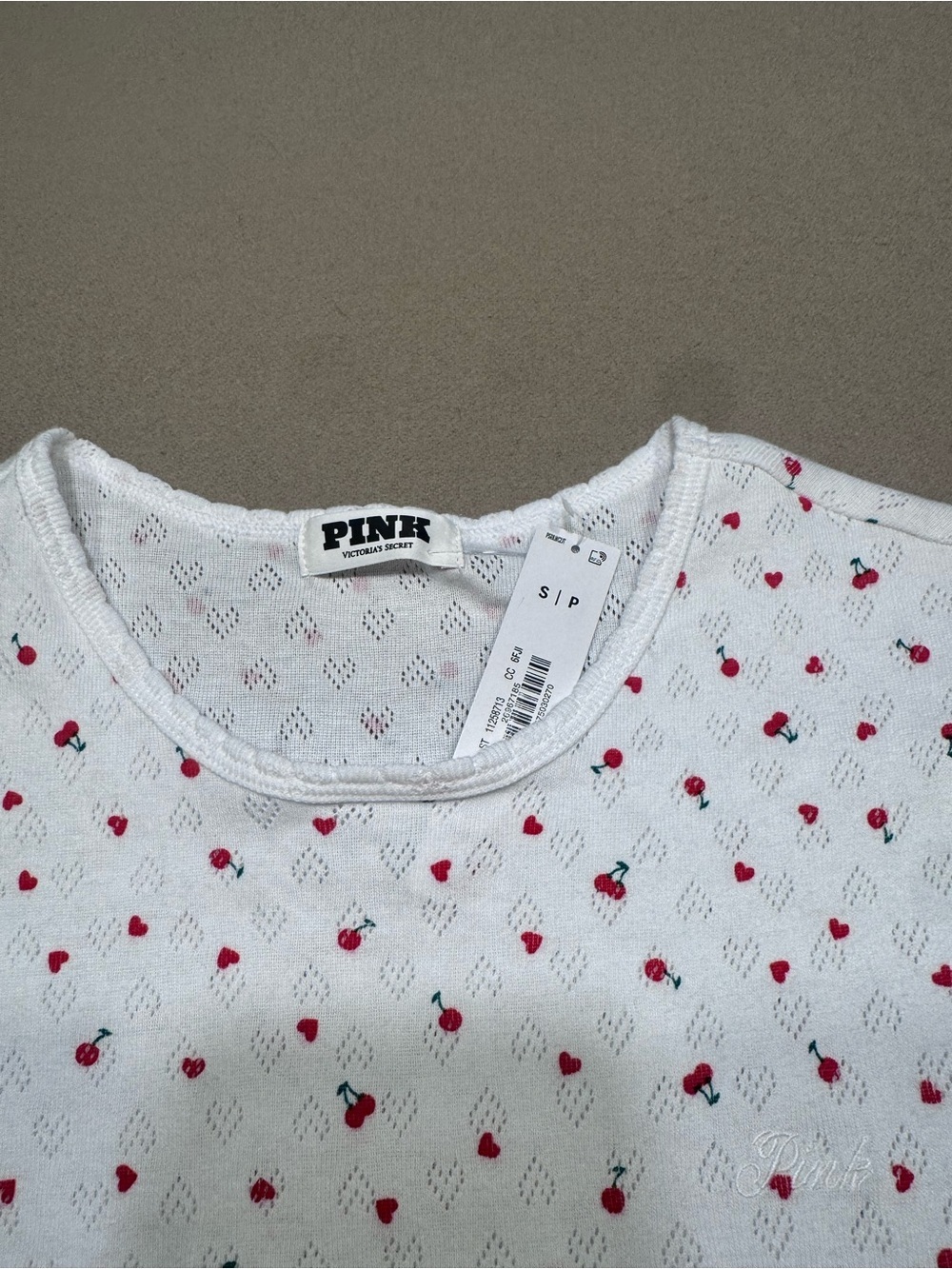 Victoria's Secret PINK Cherry Heart Top - Picture 3 of 4